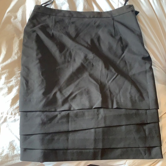 Black pencil skirt - Picture 1 of 4